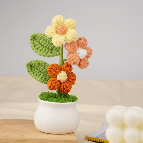 Handmade "Puff Bloom" Crochet Potted Plant – Gradient Colorful Knitted Flower