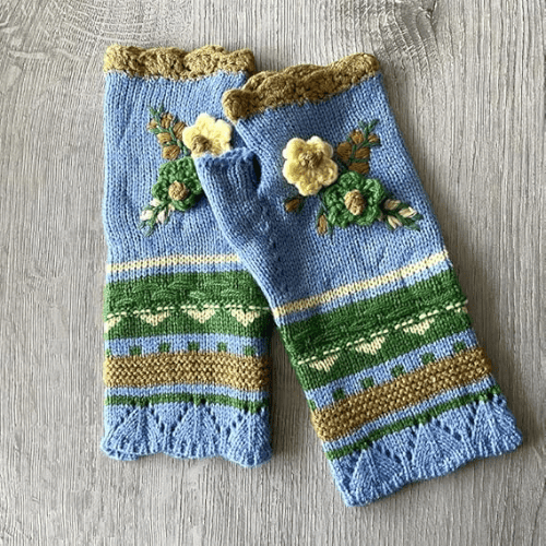 Modern "Petal-Soft" Crochet Gloves – Handmade Flower Arm Warmers