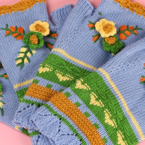 Modern "Petal-Soft" Crochet Gloves – Handmade Flower Arm Warmers