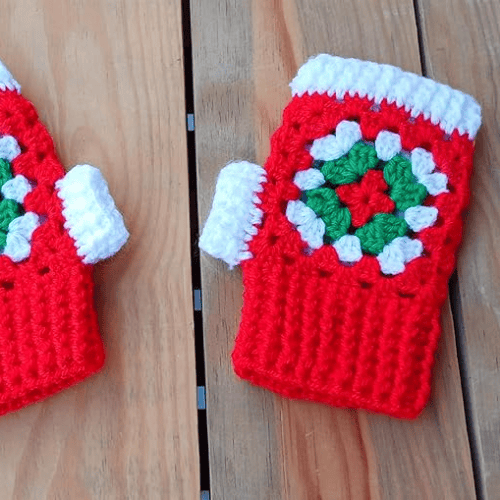 Modern "Petal-Soft" Crochet Gloves – Handmade Flower Arm Warmers